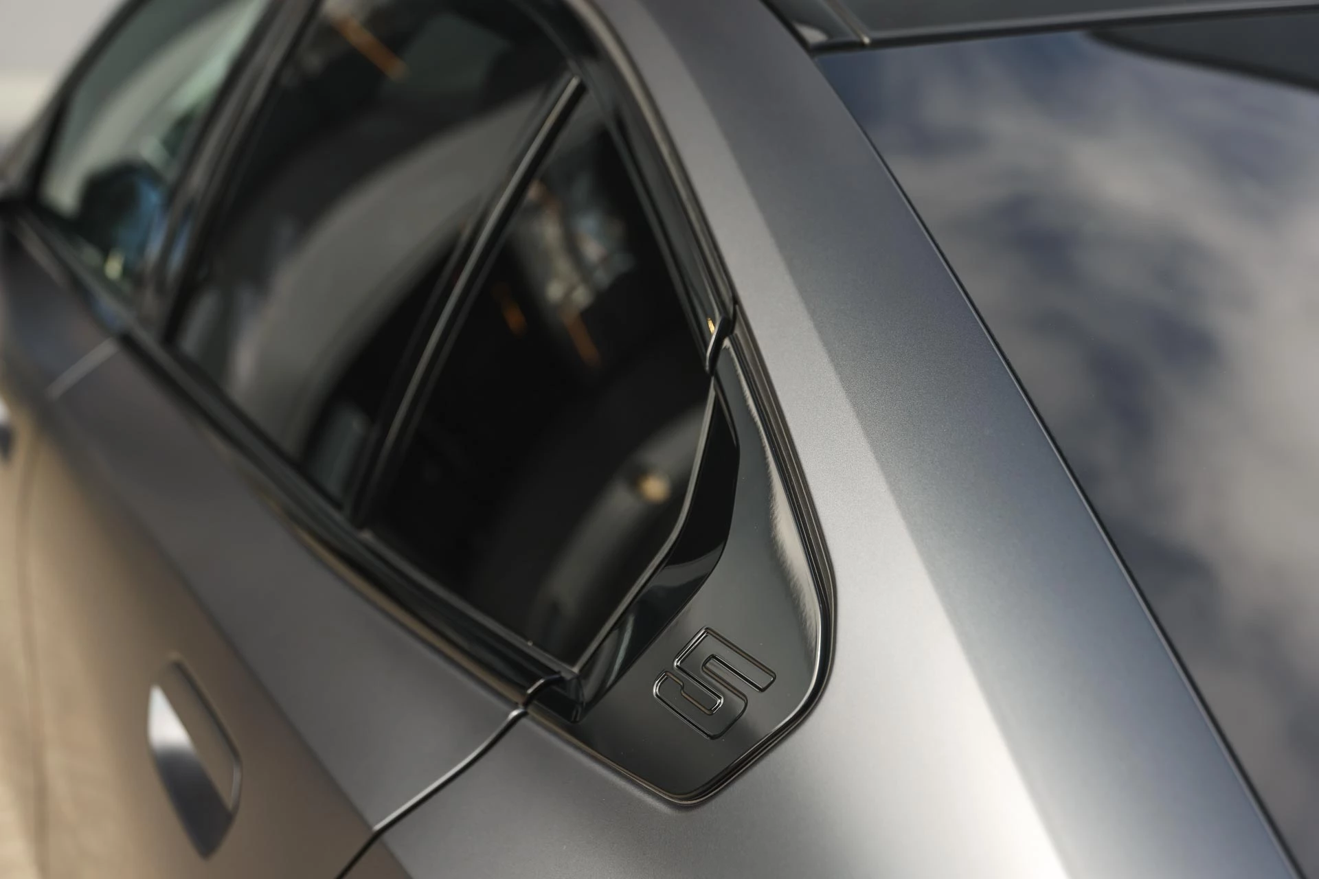 Hoofdafbeelding BMW i5