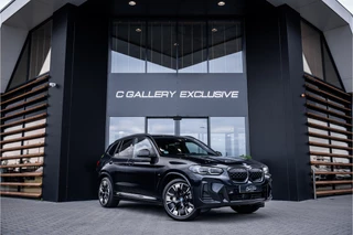 BMW iX3 High Executive Edition 80 kWh - Panorama | H&K | Memory | 360 Camera | HUD