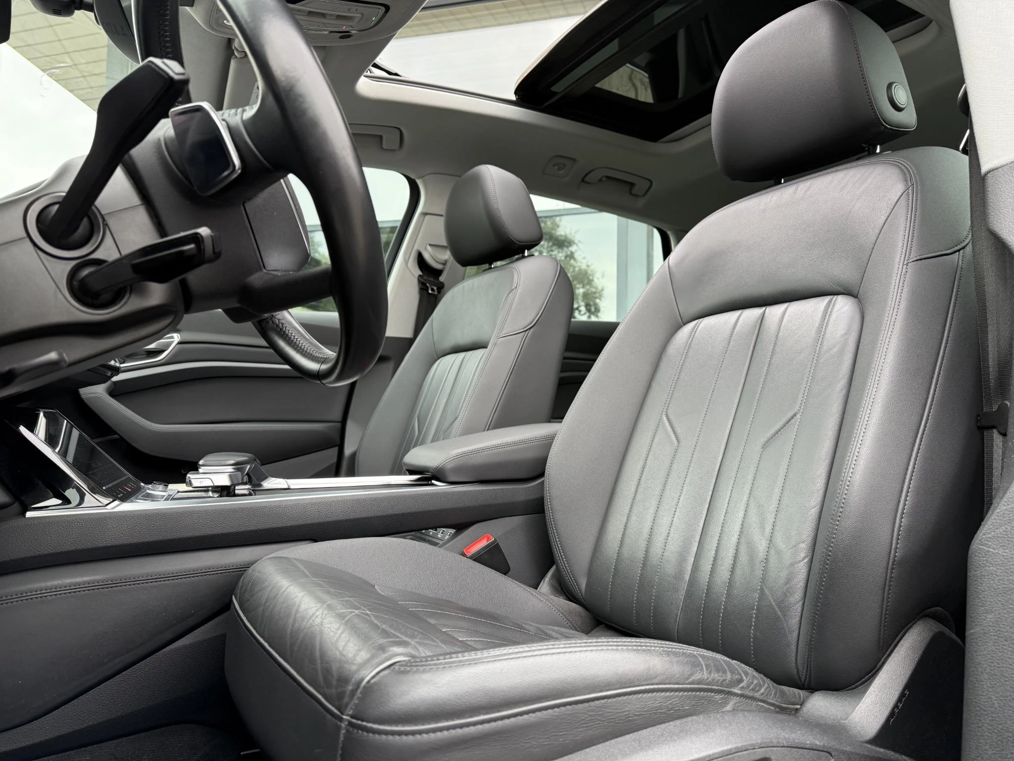 Hoofdafbeelding Audi e-tron
