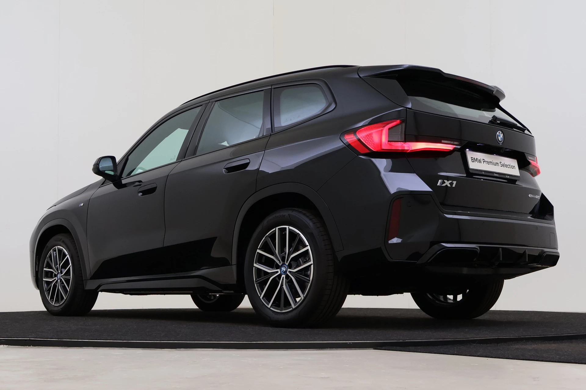 Hoofdafbeelding BMW iX1