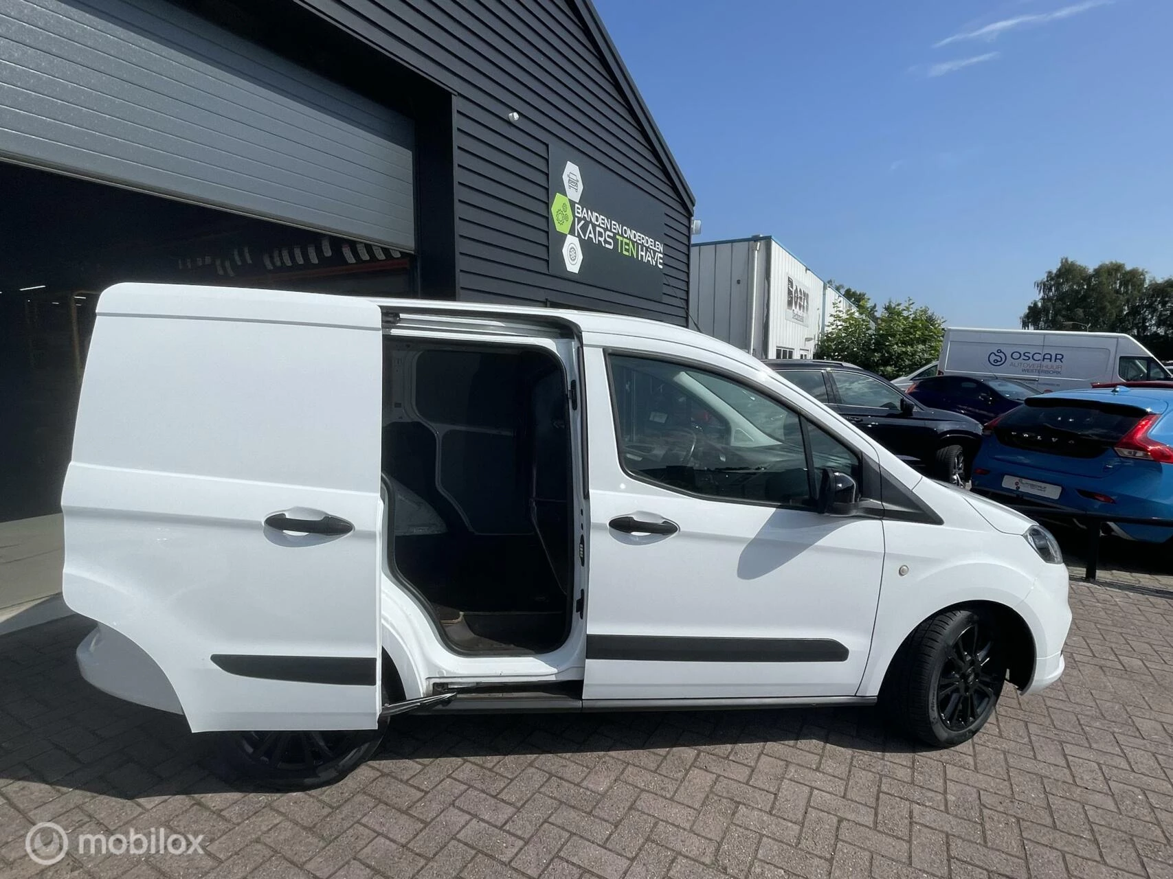 Hoofdafbeelding Ford Transit Courier