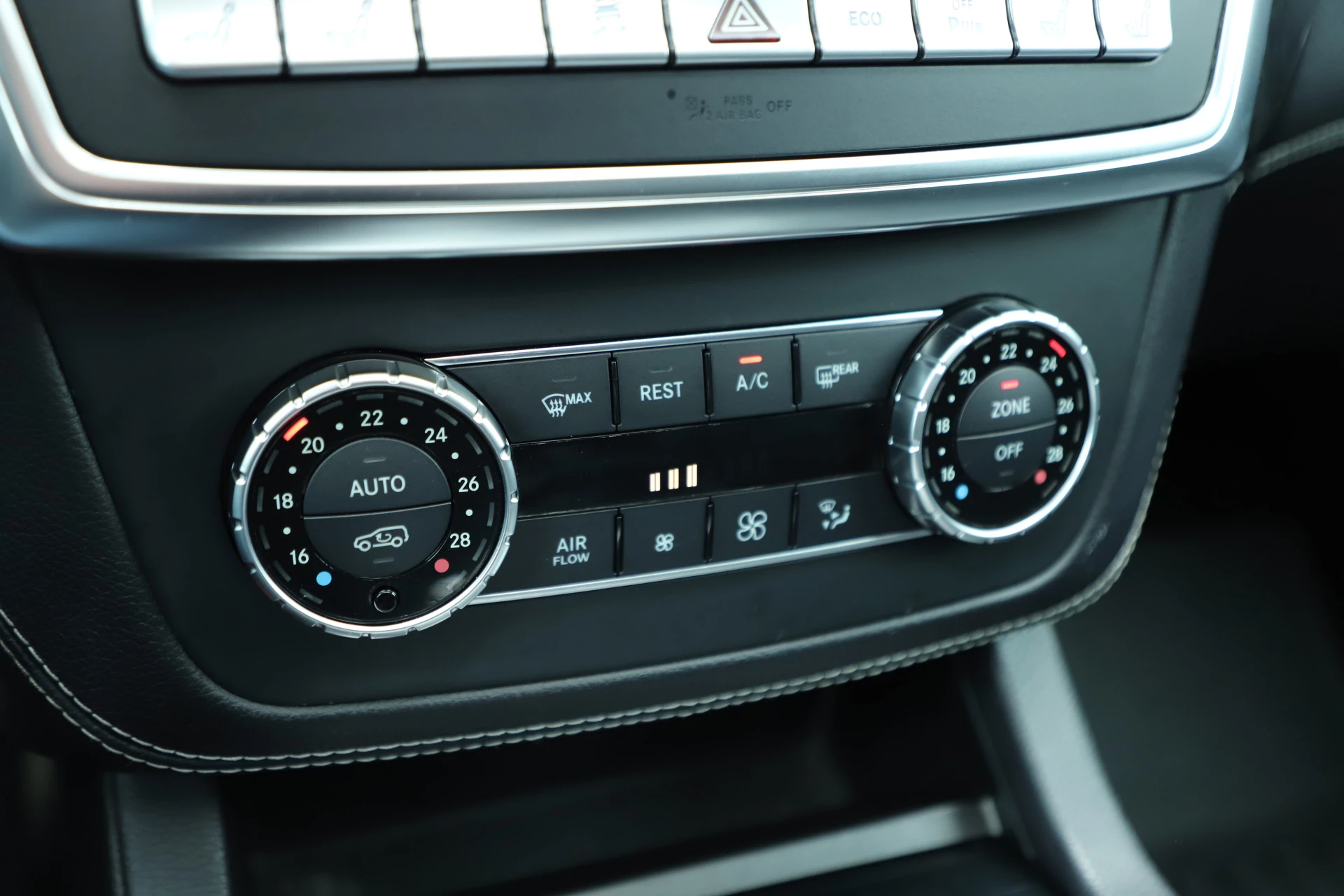 Hoofdafbeelding Mercedes-Benz M-Klasse