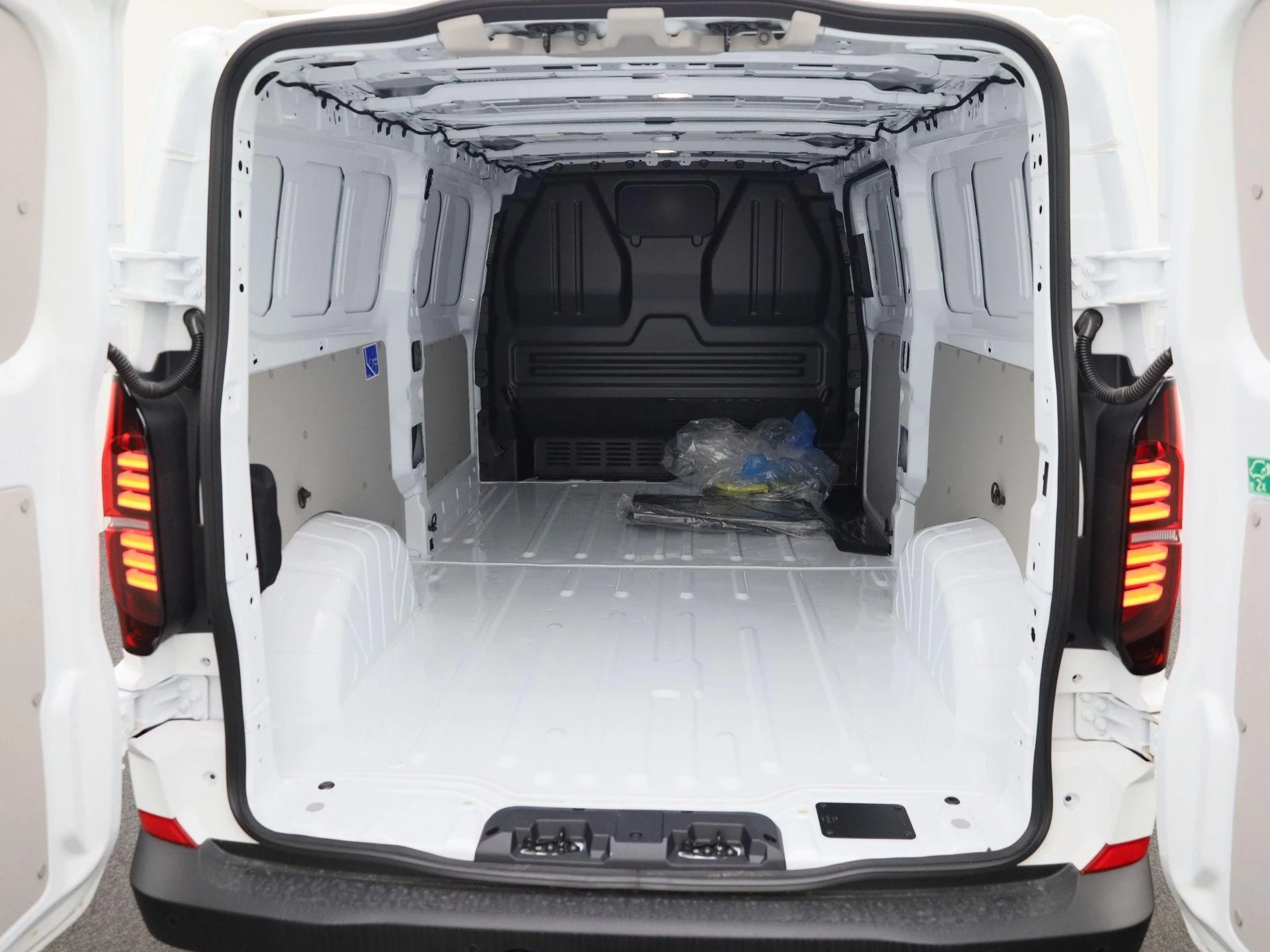 Hoofdafbeelding Volkswagen e-Transporter