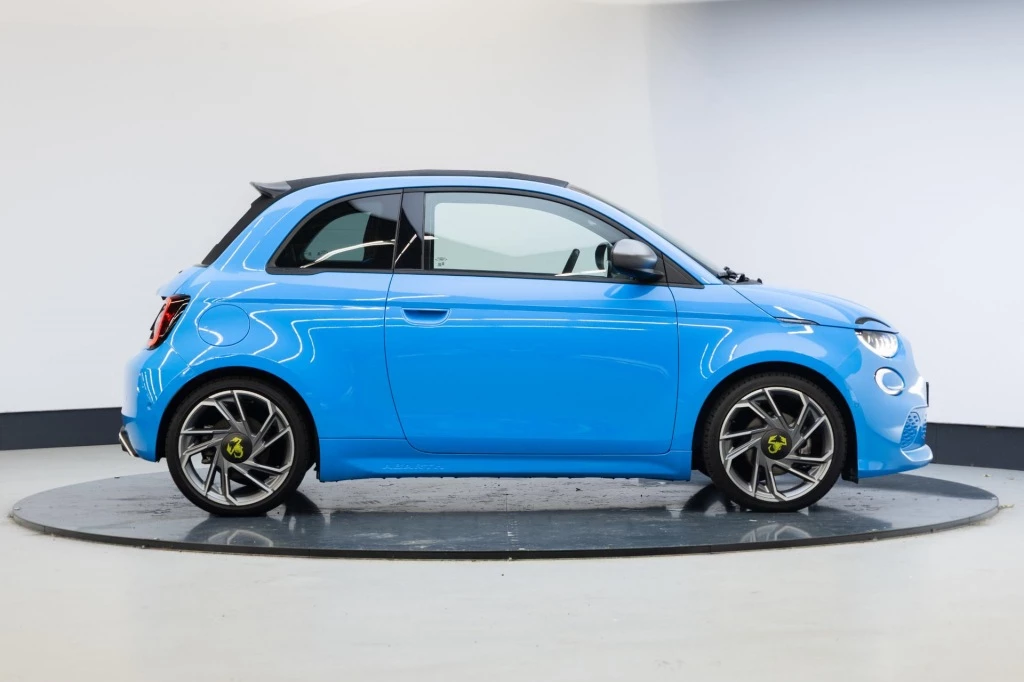Hoofdafbeelding Fiat 500C