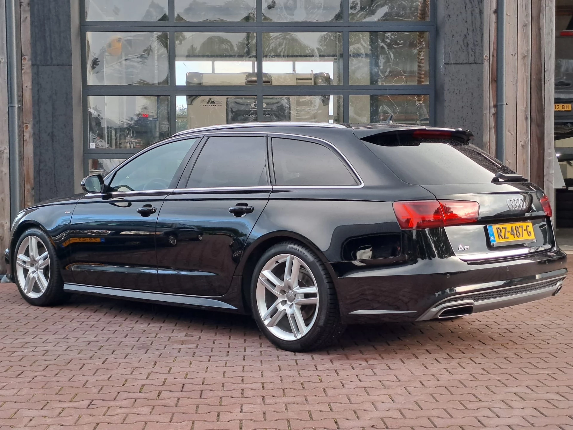 Hoofdafbeelding Audi A6