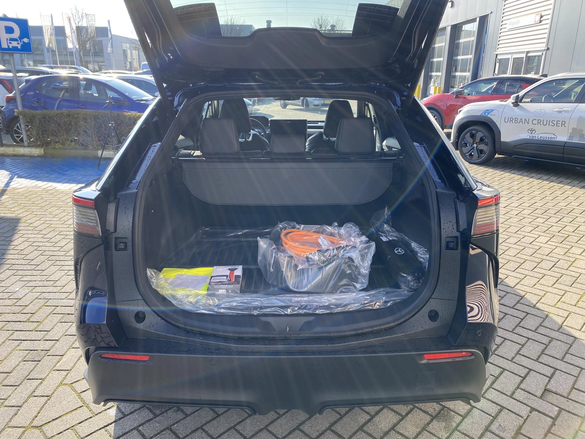 Hoofdafbeelding Toyota bZ4X