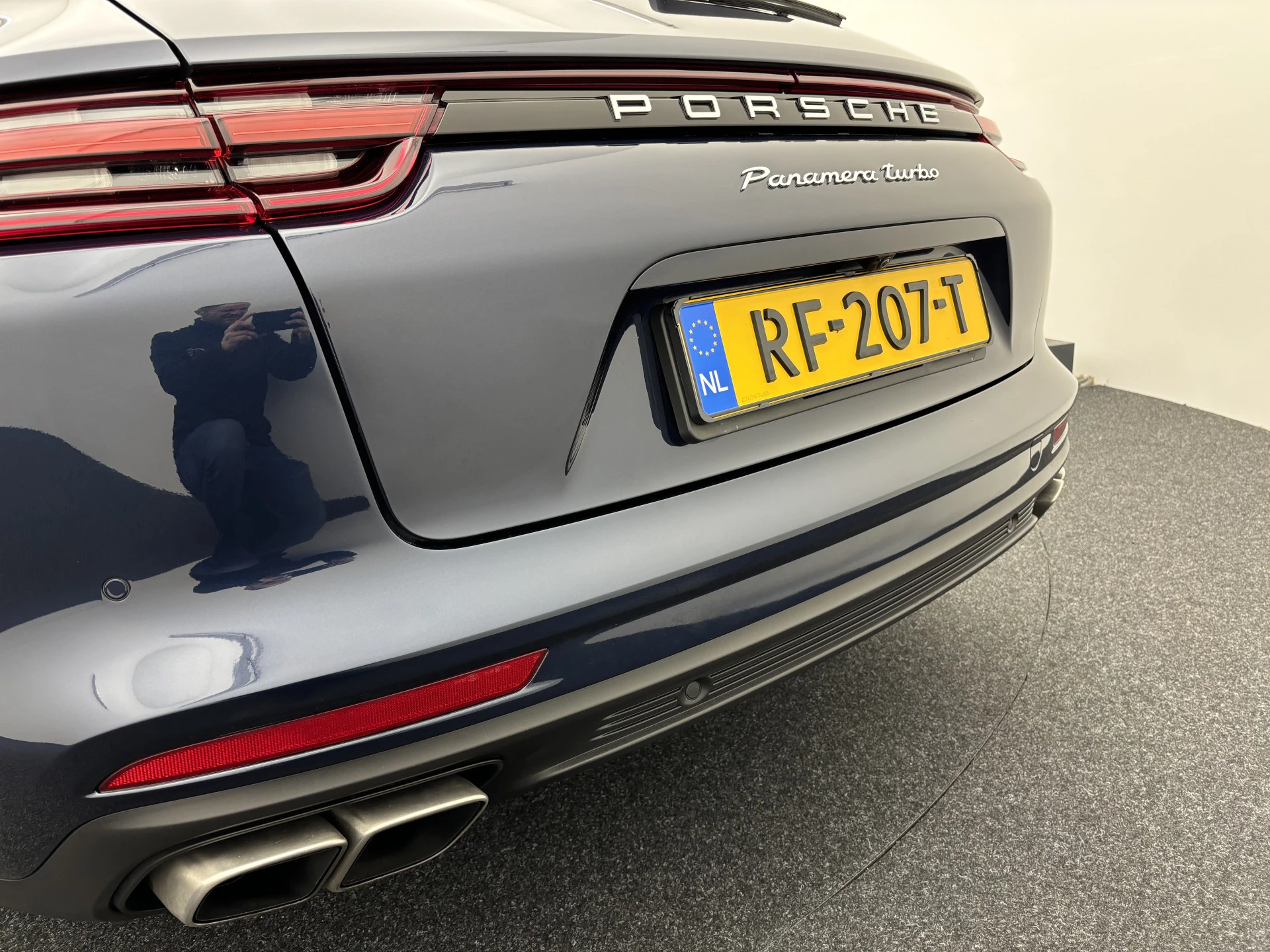 Hoofdafbeelding Porsche Panamera