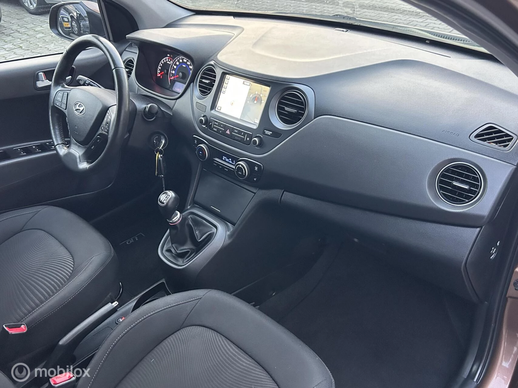 Hoofdafbeelding Hyundai i10