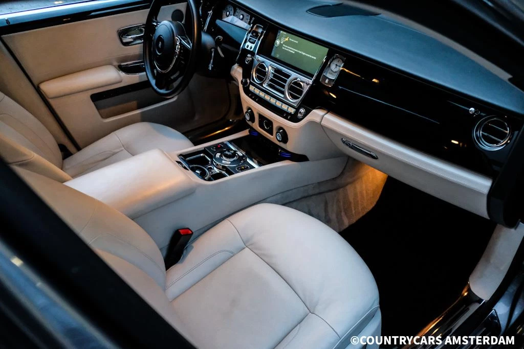 Hoofdafbeelding Rolls-Royce Ghost