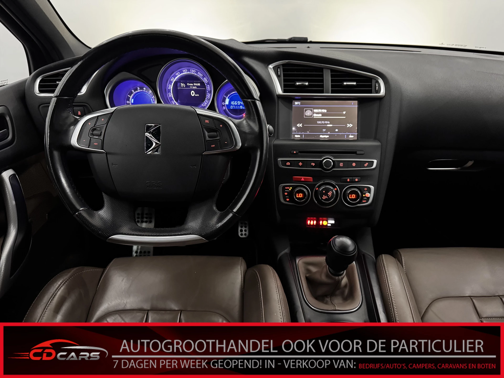 Hoofdafbeelding DS DS 4