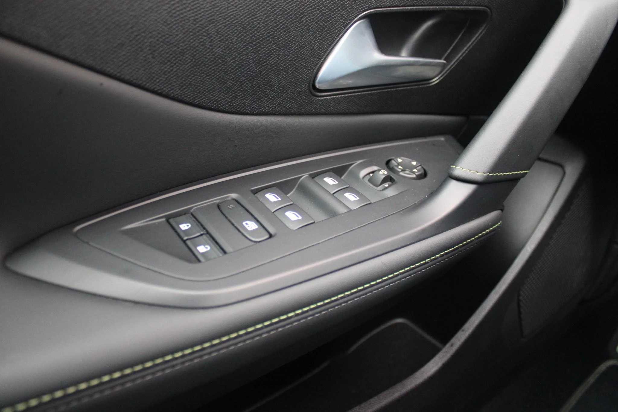 Hoofdafbeelding Peugeot 408