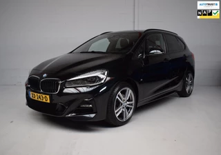 BMW 2-serie Active Tourer 218I AUT M-SPORT ORG.NED / NAP / LEER / TREKHAAK / SFEERVERLICHTING / LED / SPORTSTOELEN
