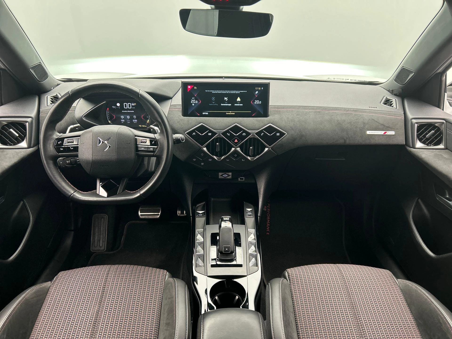 Hoofdafbeelding DS DS 3