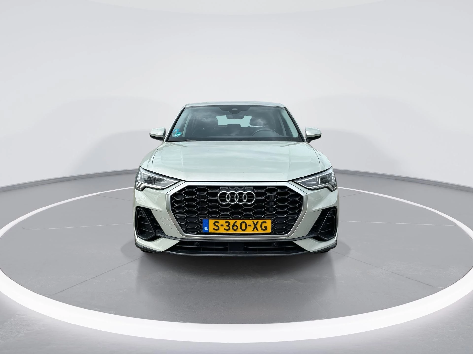 Hoofdafbeelding Audi Q3