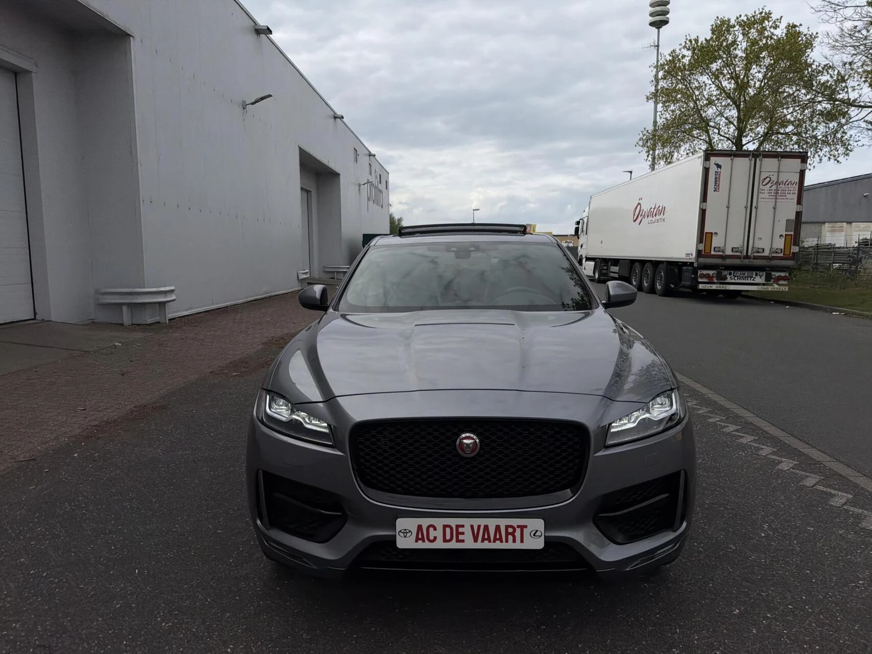 Hoofdafbeelding Jaguar F-PACE