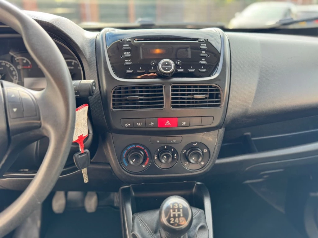 Hoofdafbeelding Opel Combo