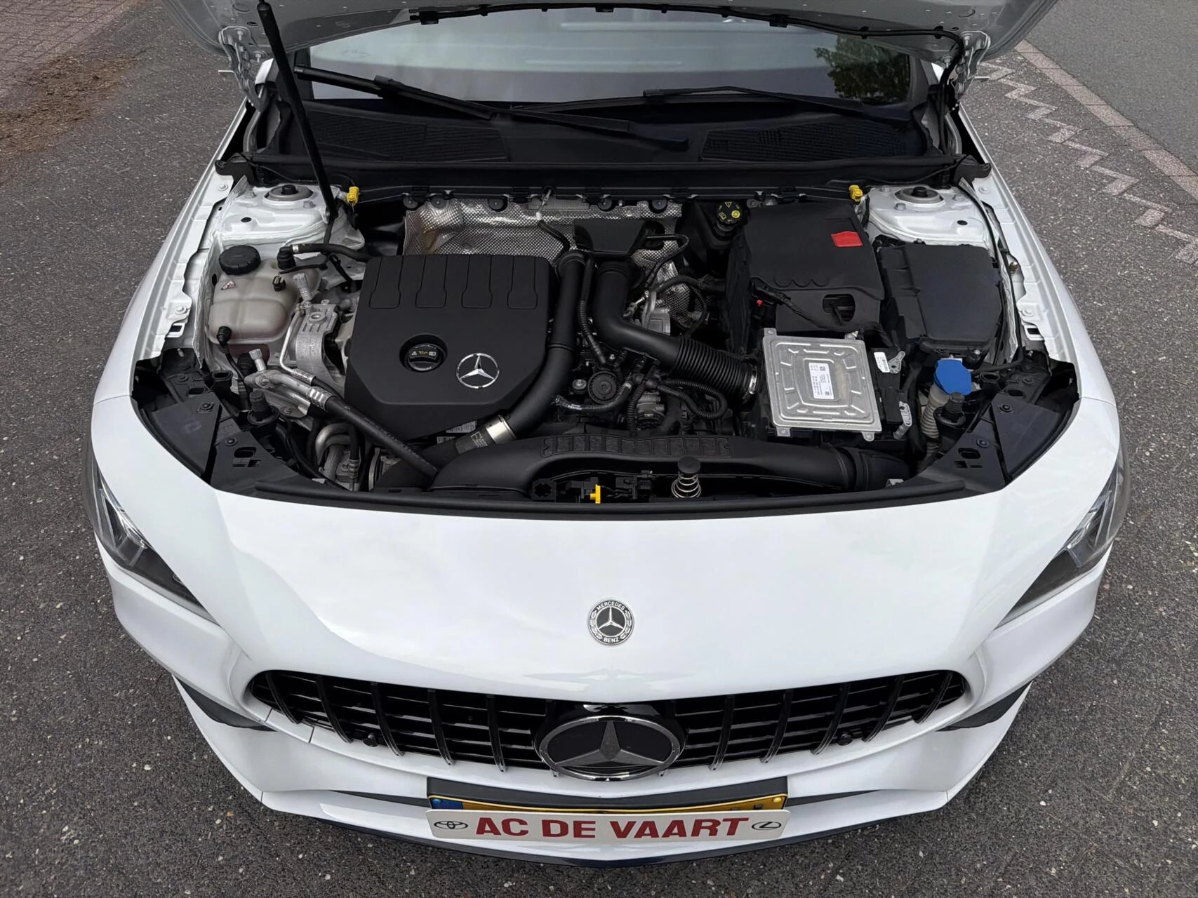 Hoofdafbeelding Mercedes-Benz CLA