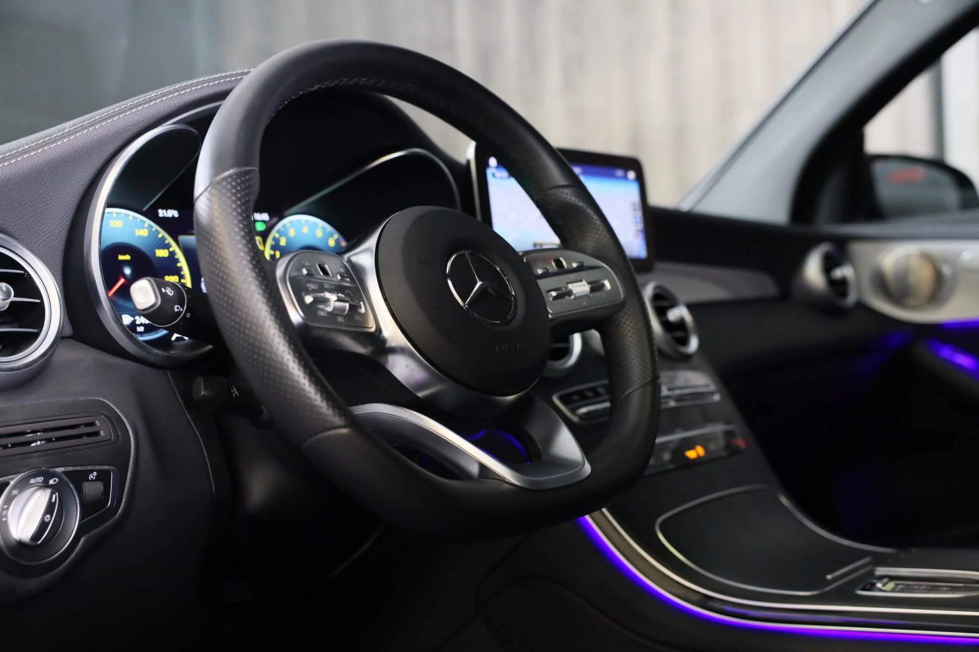 Hoofdafbeelding Mercedes-Benz GLC