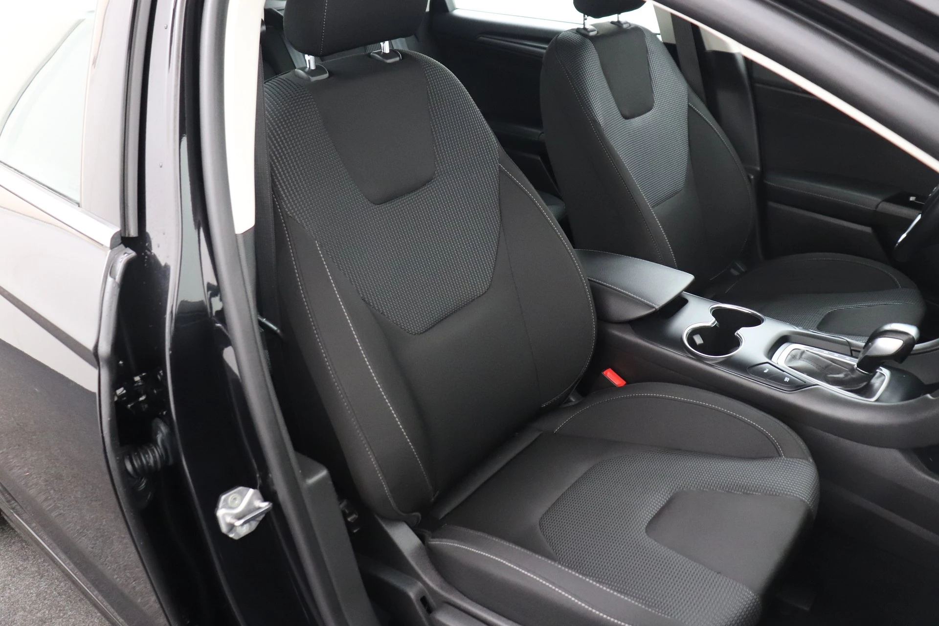 Hoofdafbeelding Ford Mondeo