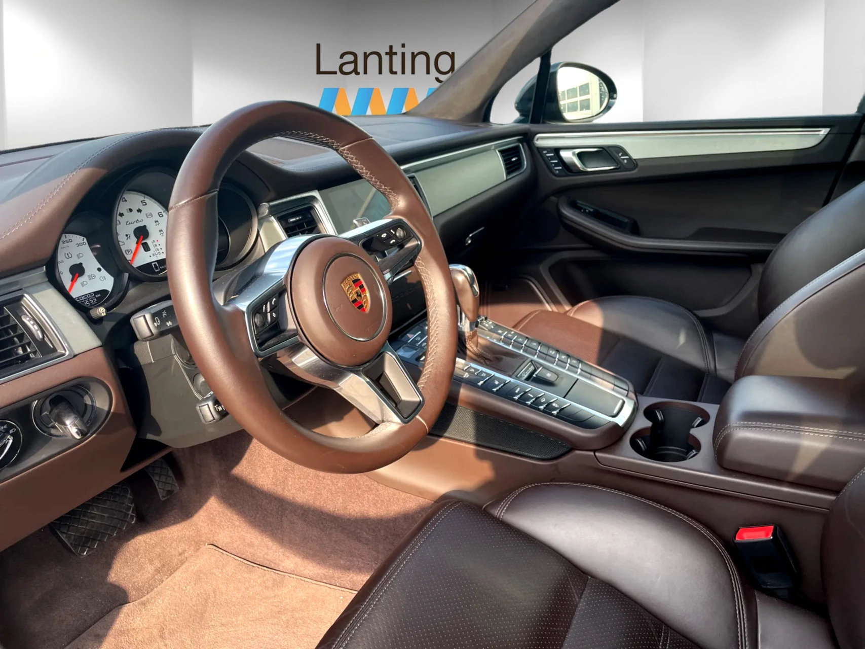 Hoofdafbeelding Porsche Macan
