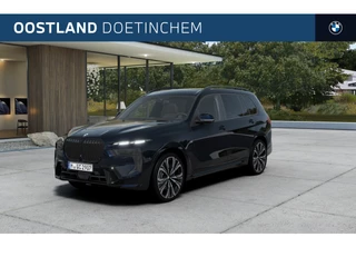 Hoofdafbeelding BMW X7 BMW X7 xDrive40i M Sport Automaat / Panoramadak Sky Lounge / Trekhaak / Massagefunctie /  Bowers & Wilkins / Parking Assistant Professional / Active Steering