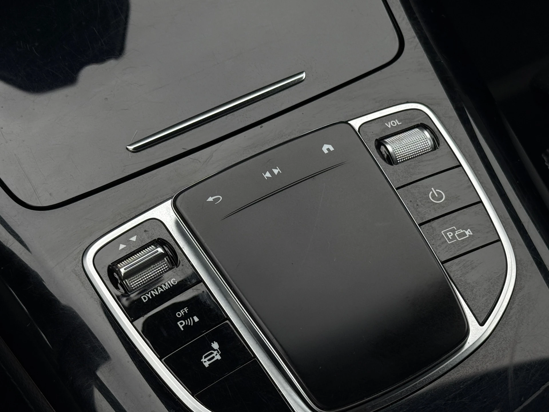Hoofdafbeelding Mercedes-Benz EQC
