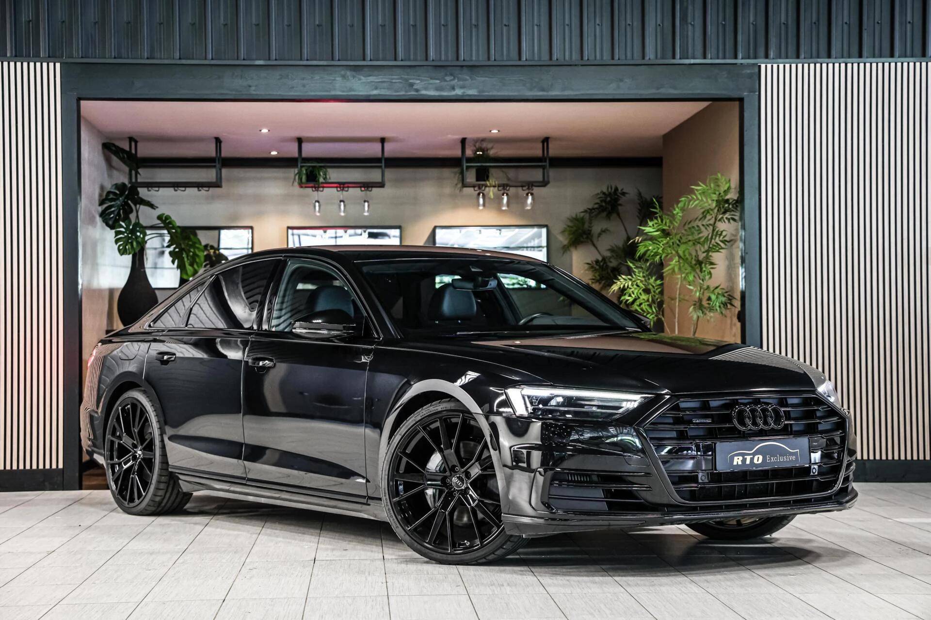 Hoofdafbeelding Audi A8