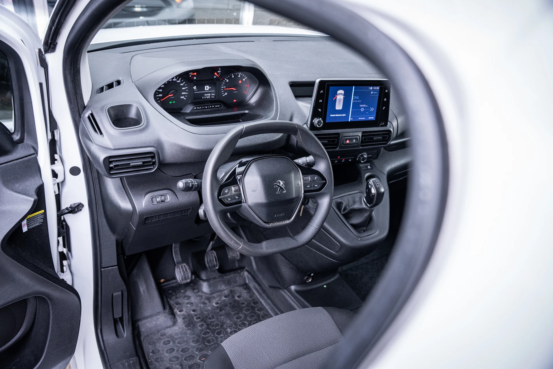 Hoofdafbeelding Peugeot Partner