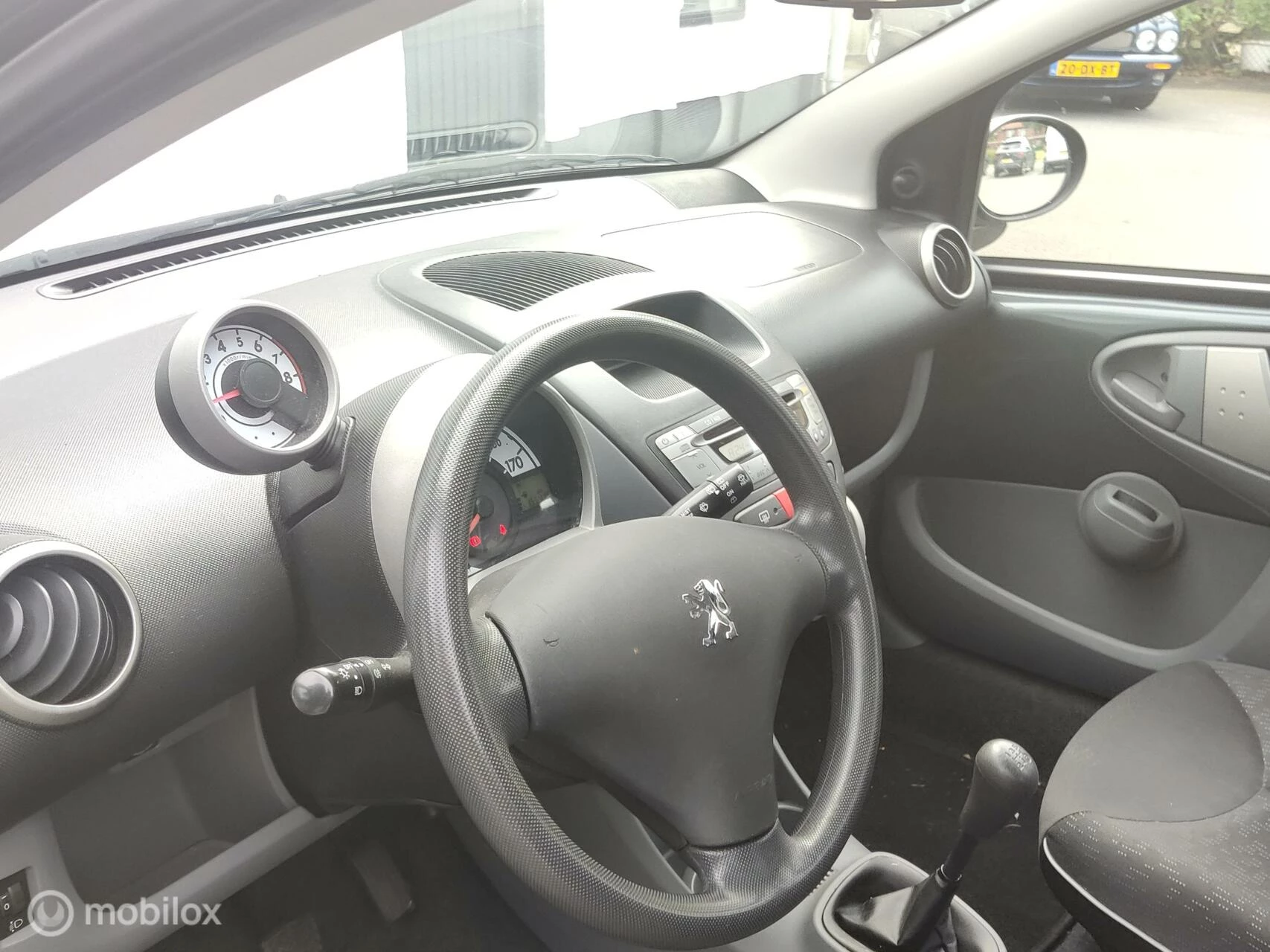 Hoofdafbeelding Peugeot 107