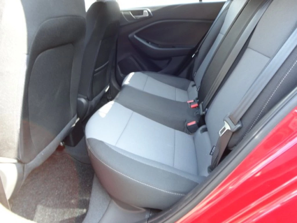 Hoofdafbeelding Hyundai i20