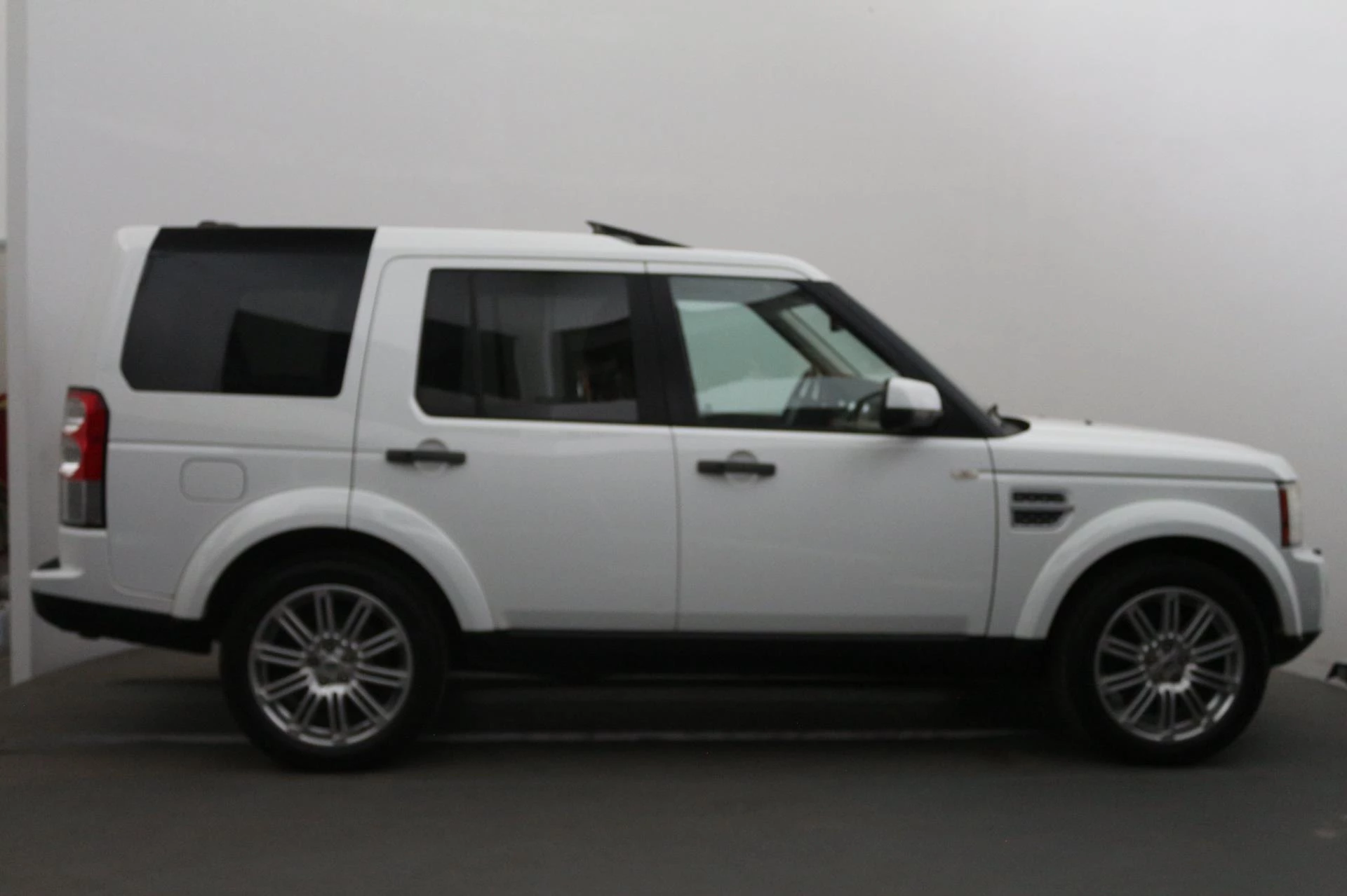 Hoofdafbeelding Land Rover Discovery