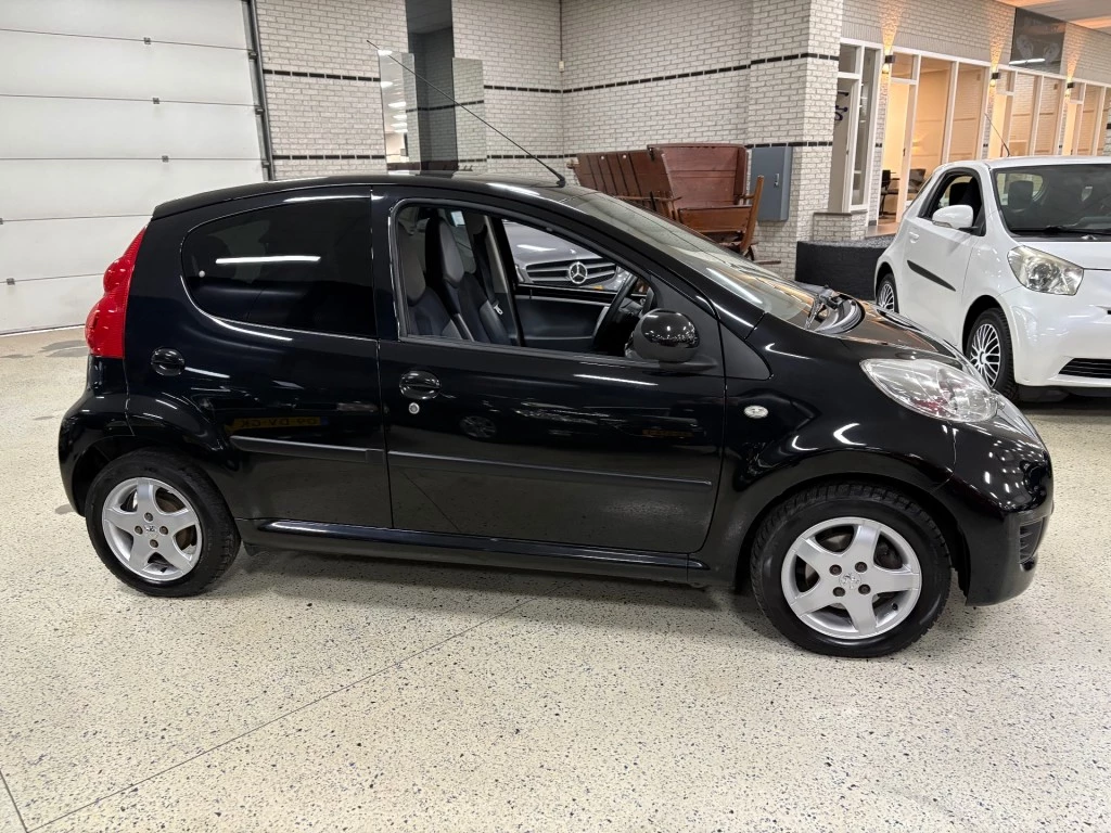 Hoofdafbeelding Peugeot 107