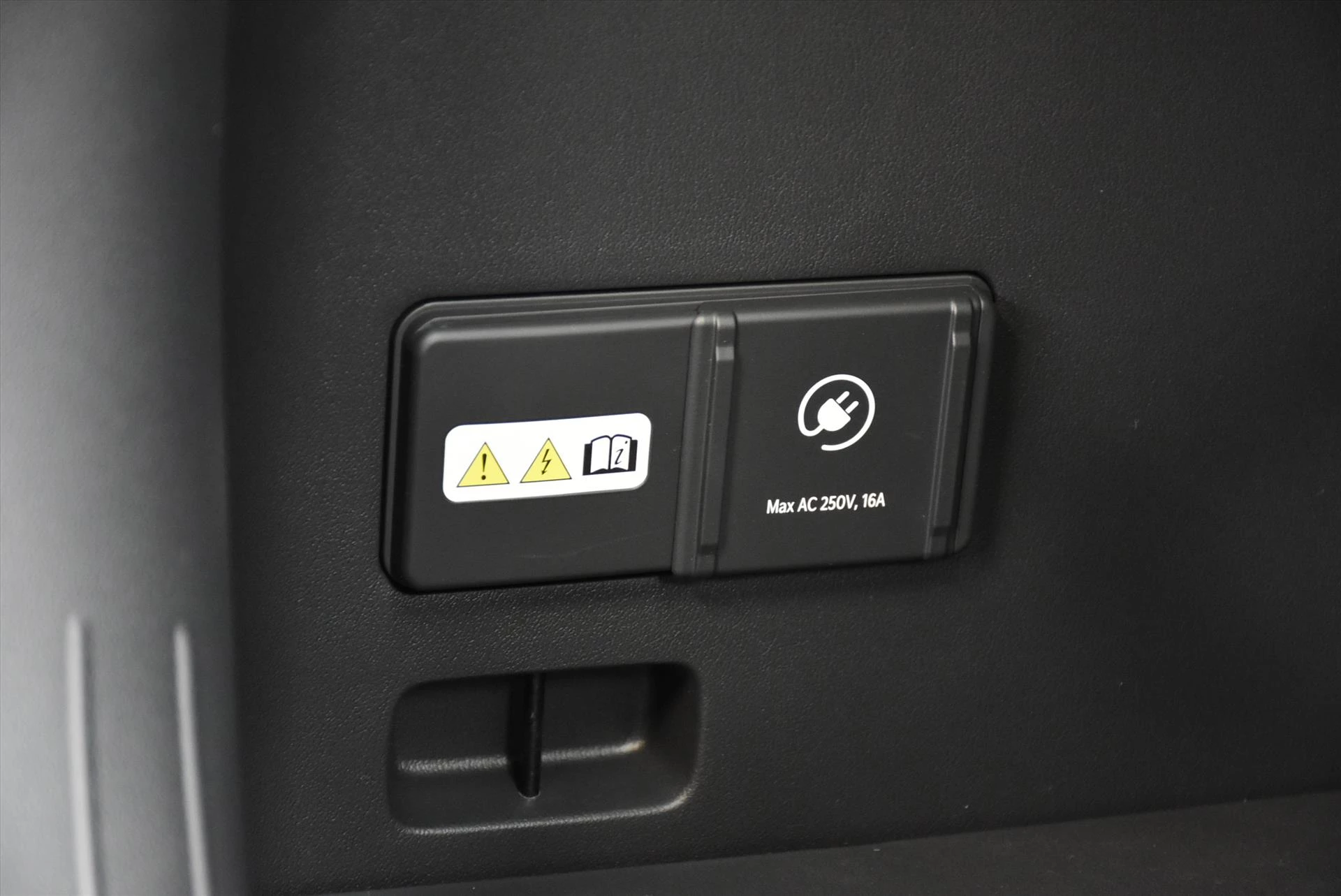 Hoofdafbeelding Kia EV5