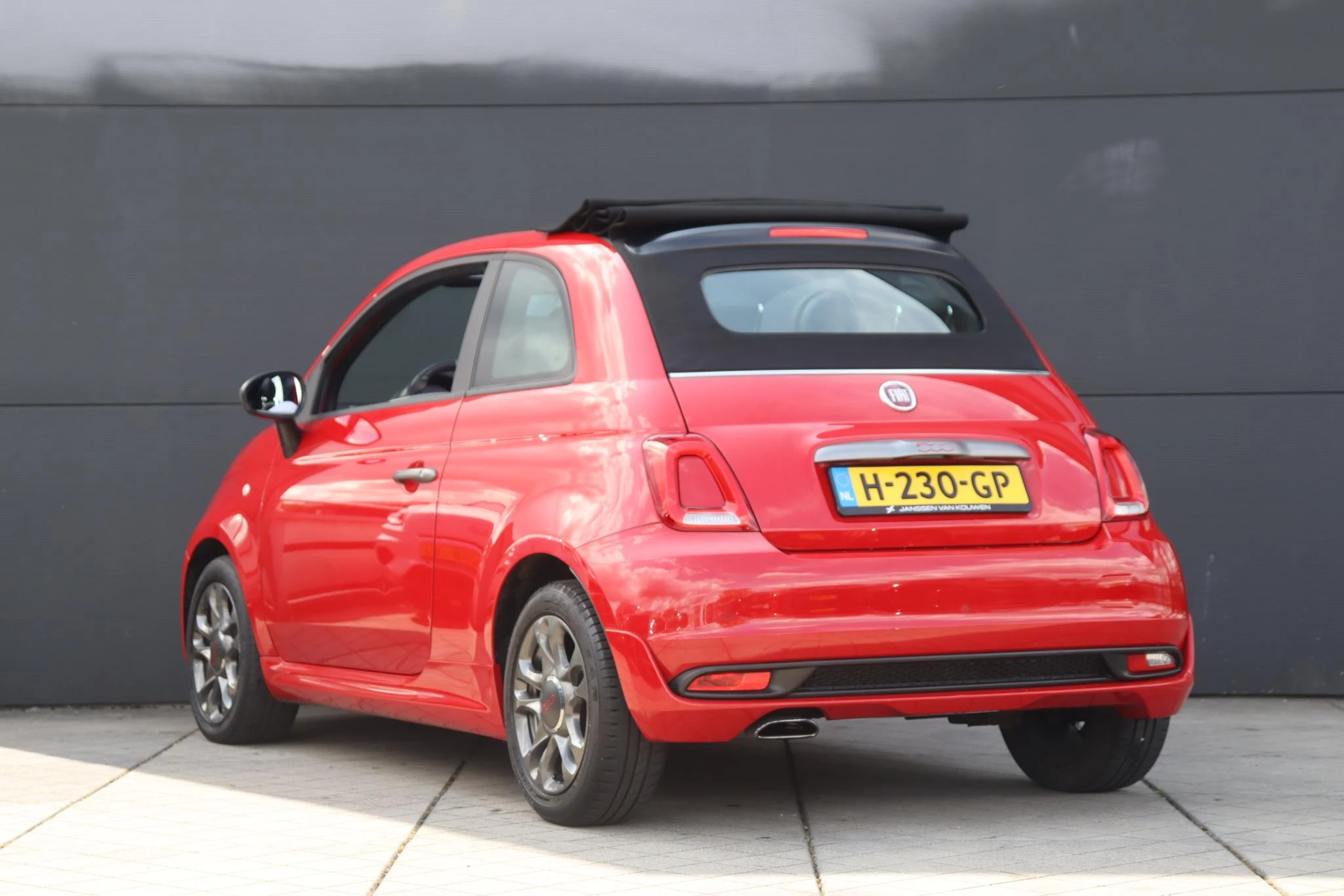 Hoofdafbeelding Fiat 500C