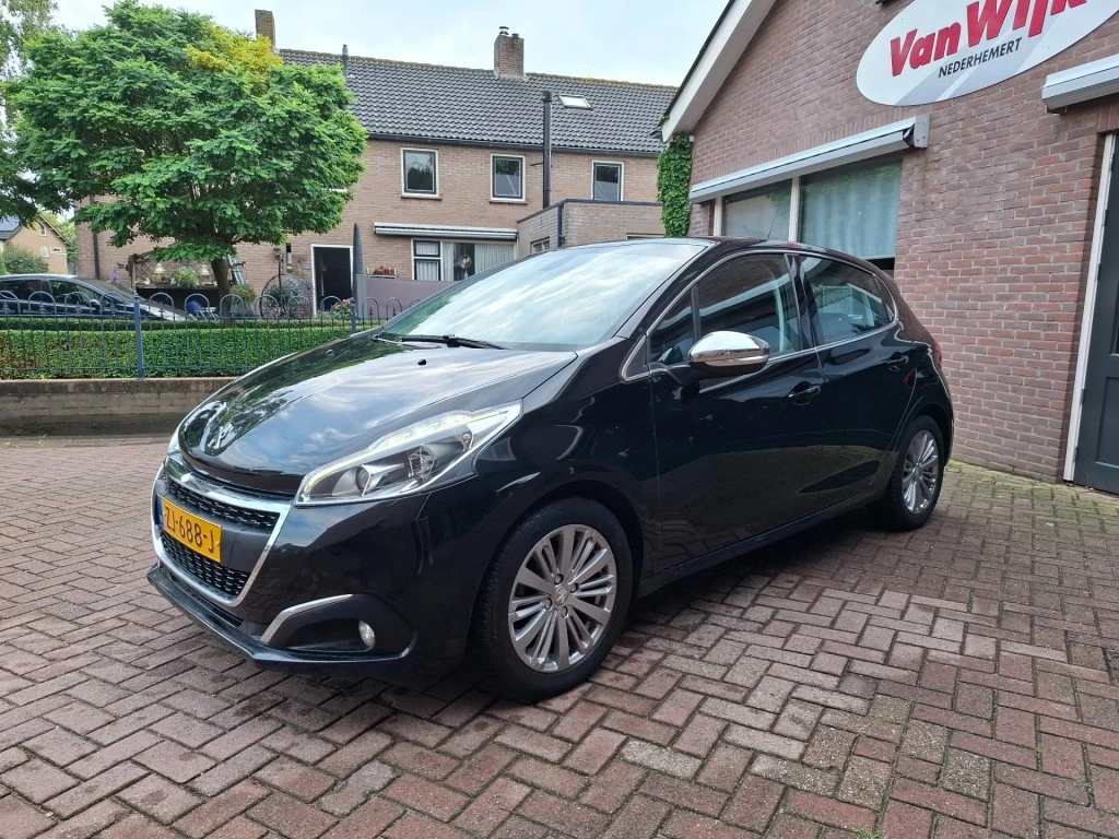 Hoofdafbeelding Peugeot 208