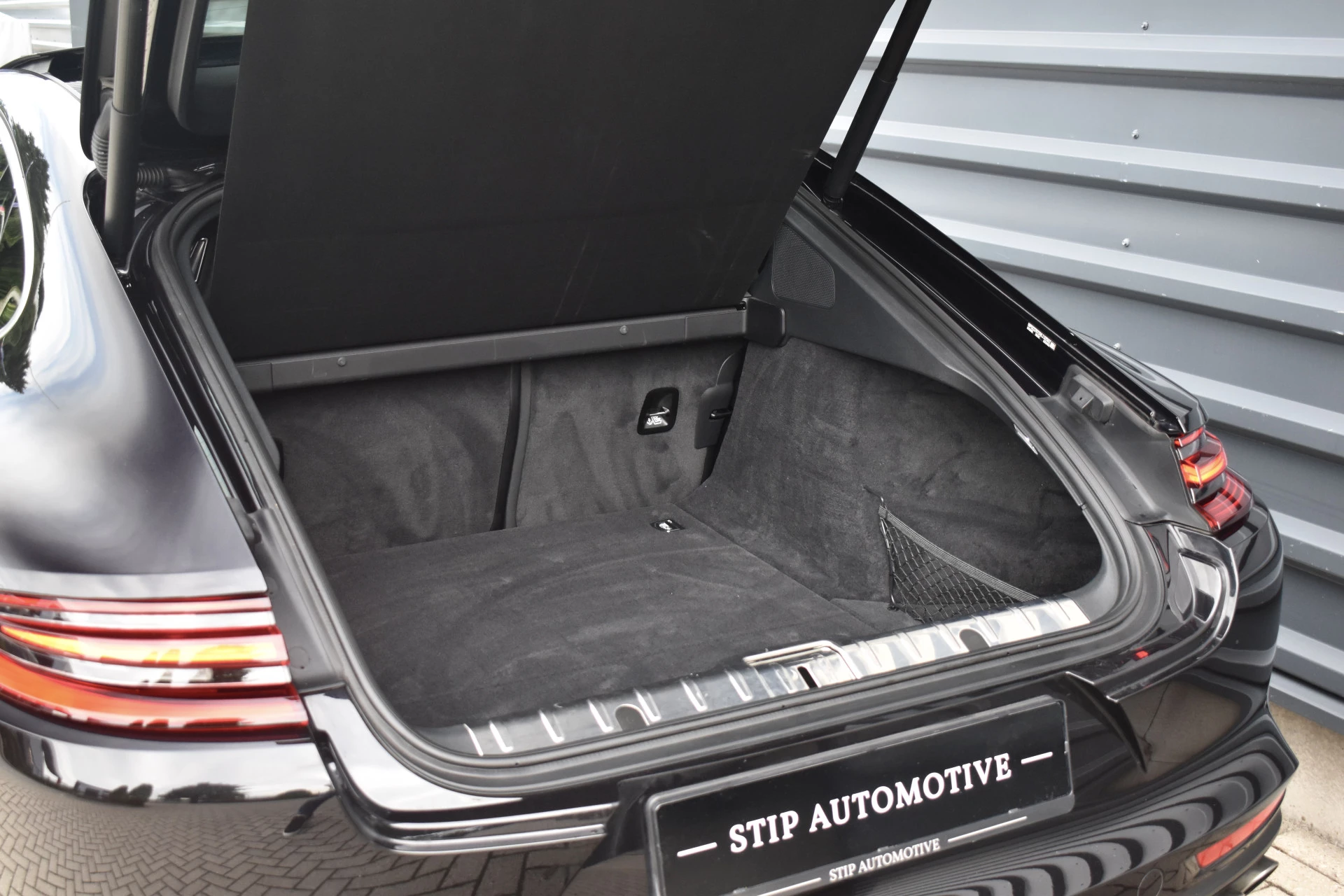 Hoofdafbeelding Porsche Panamera