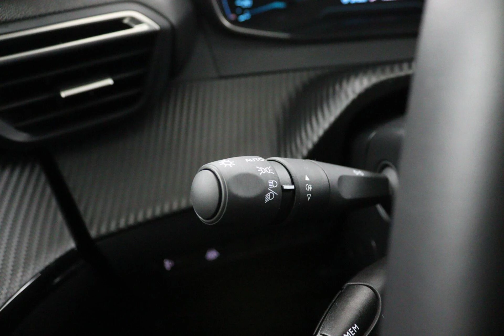 Hoofdafbeelding Peugeot e-208