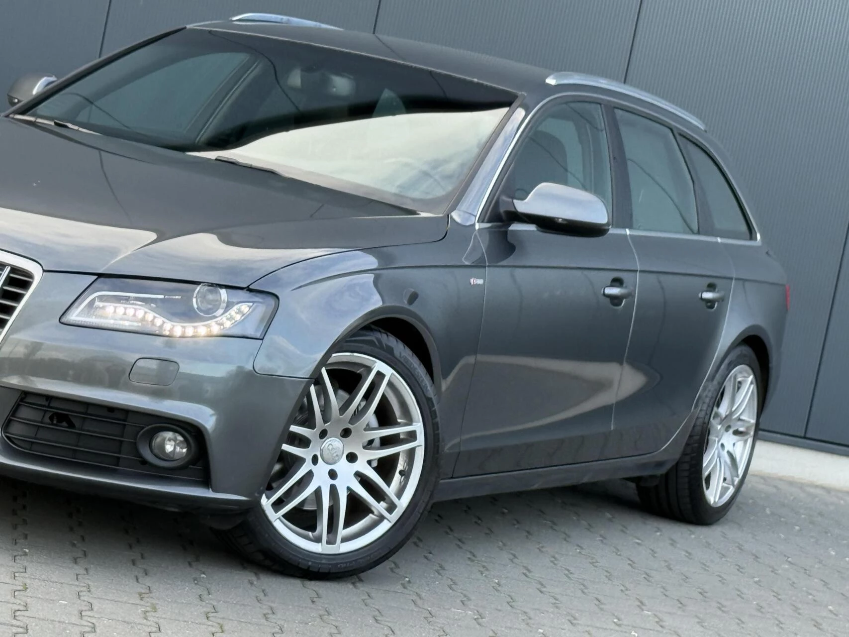 Hoofdafbeelding Audi A4