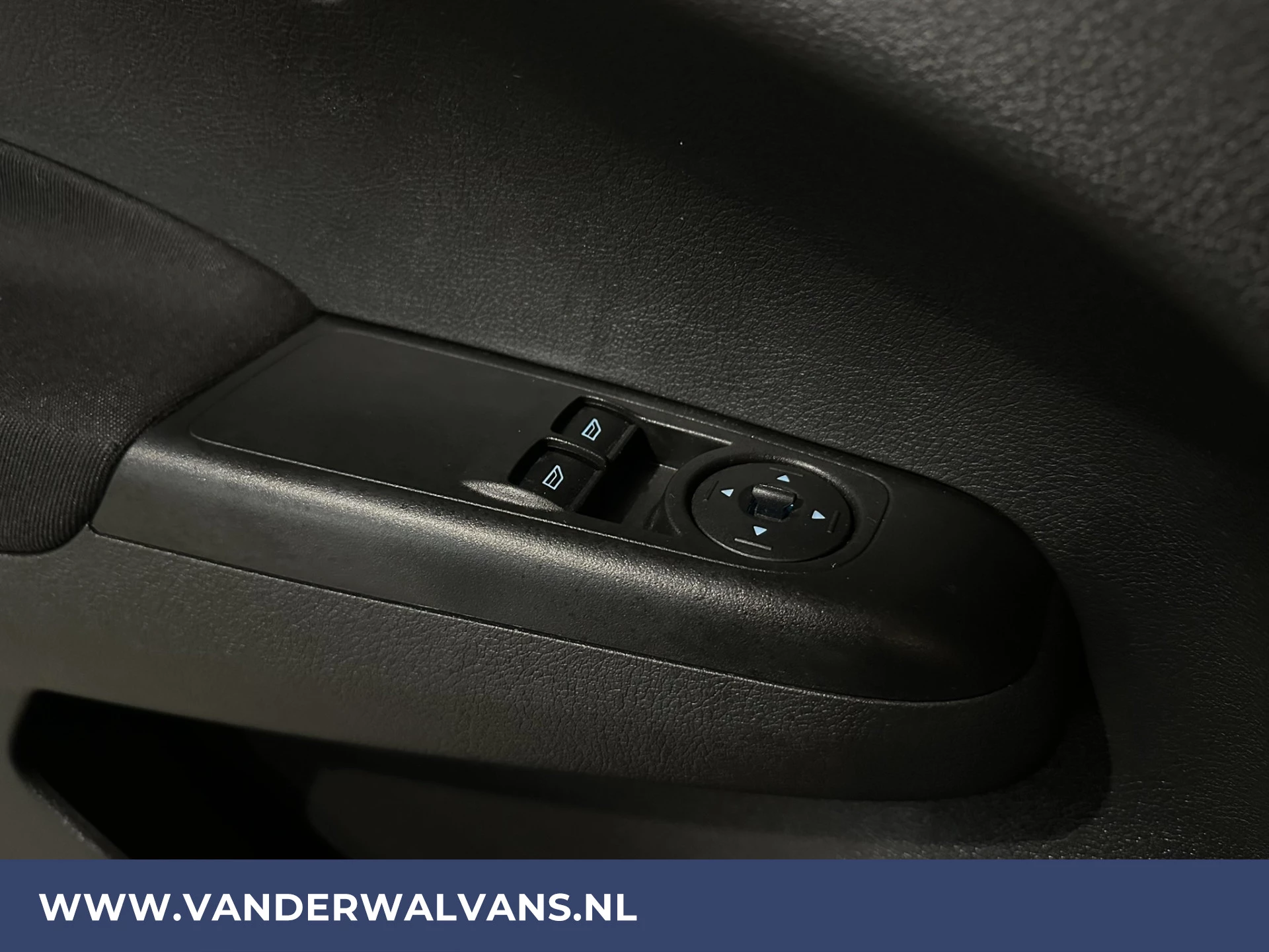 Hoofdafbeelding Ford Transit Courier