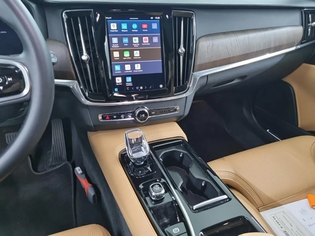 Hoofdafbeelding Volvo V90