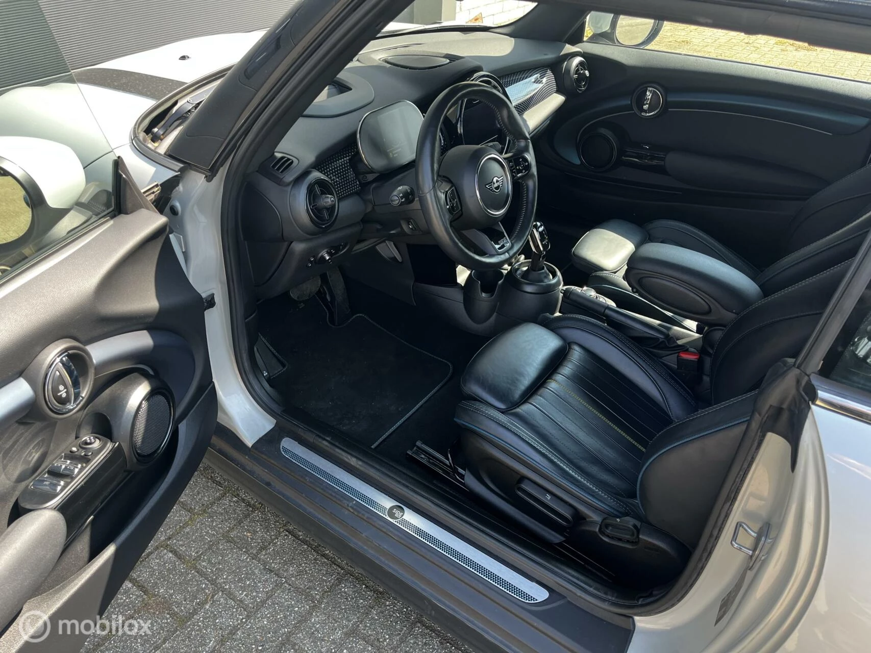 Hoofdafbeelding MINI Cooper Cabrio