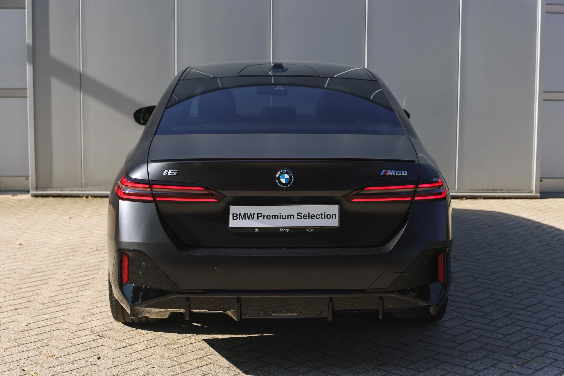 Hoofdafbeelding BMW i5