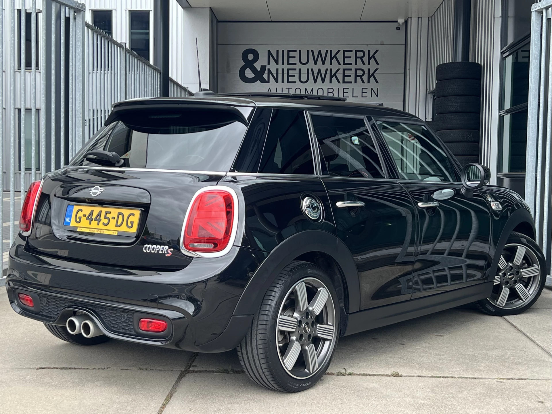Hoofdafbeelding MINI Cooper S