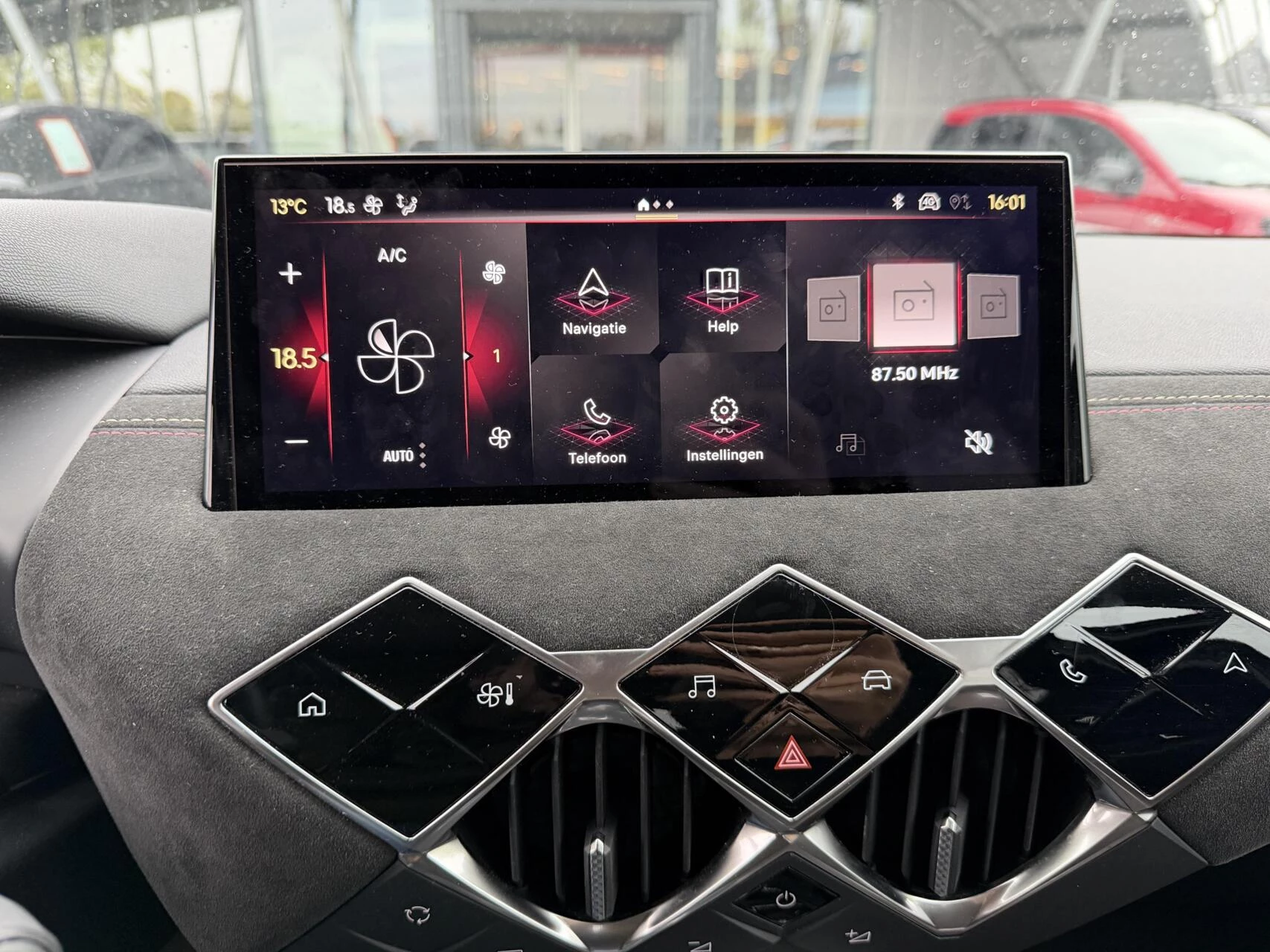 Hoofdafbeelding DS DS 3