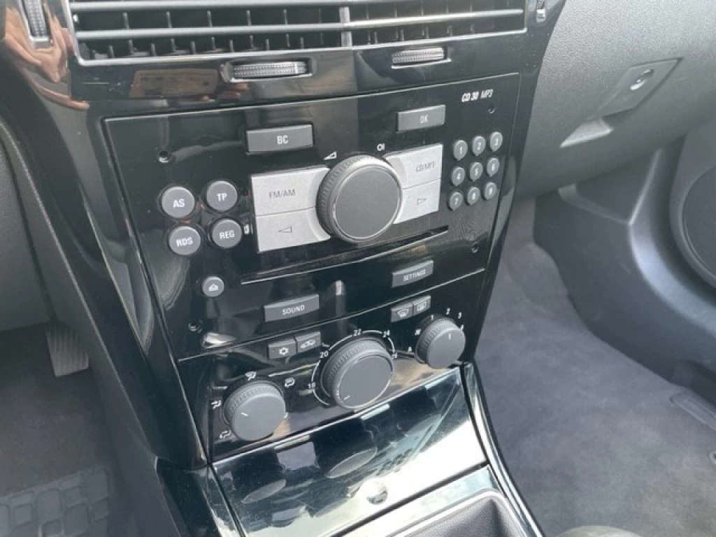 Hoofdafbeelding Opel Cabrio