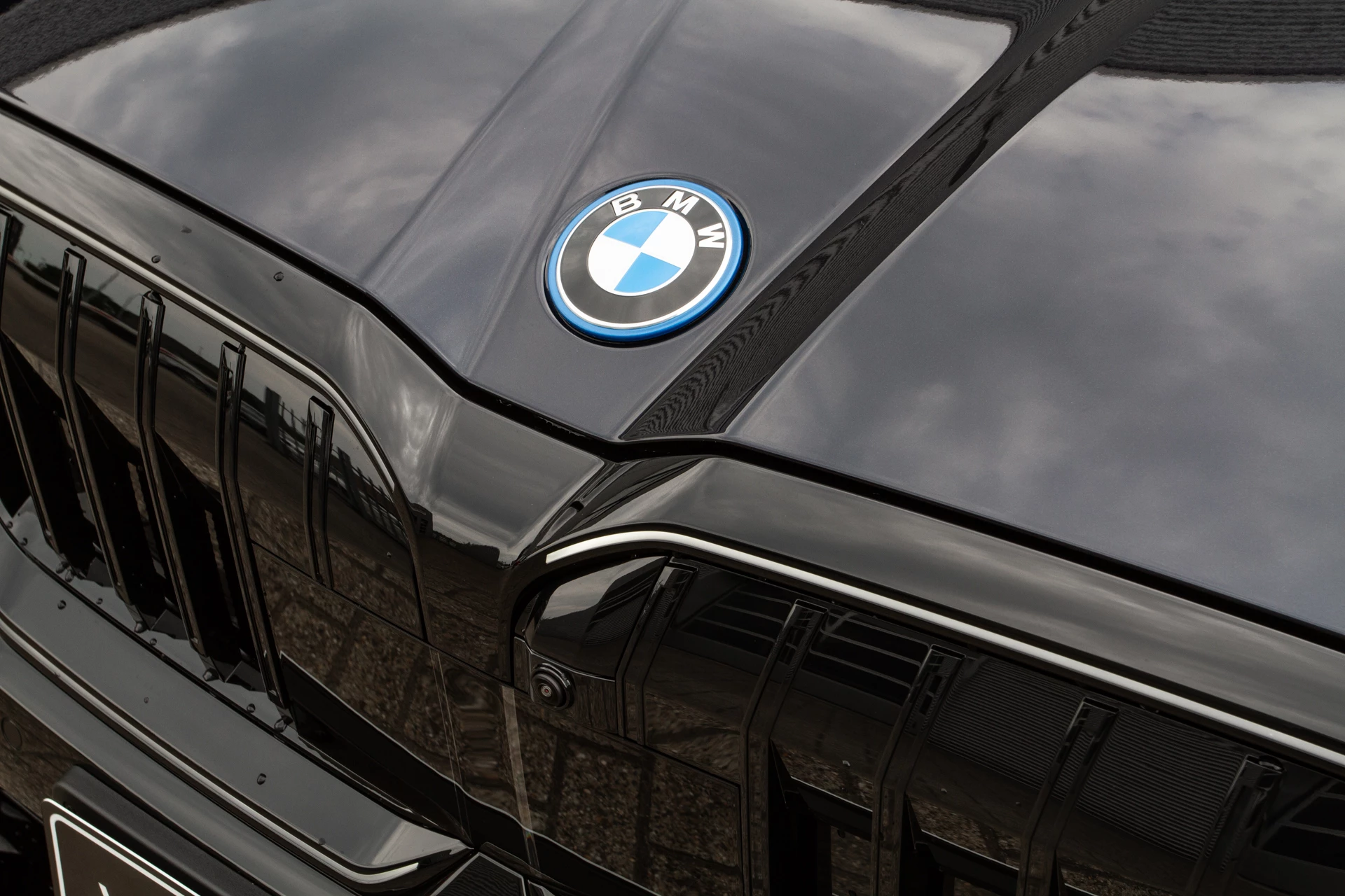 Hoofdafbeelding BMW i5