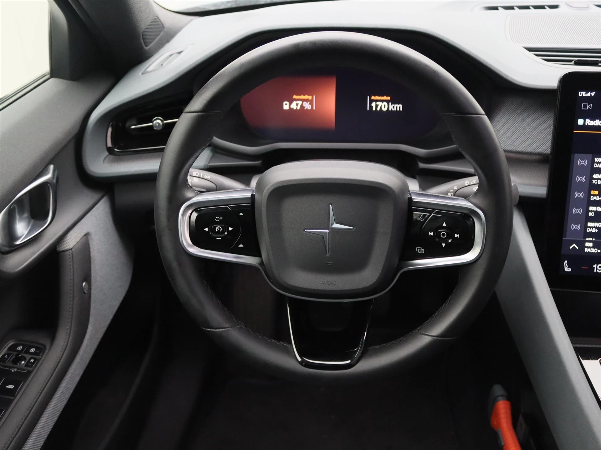 Hoofdafbeelding Polestar 2