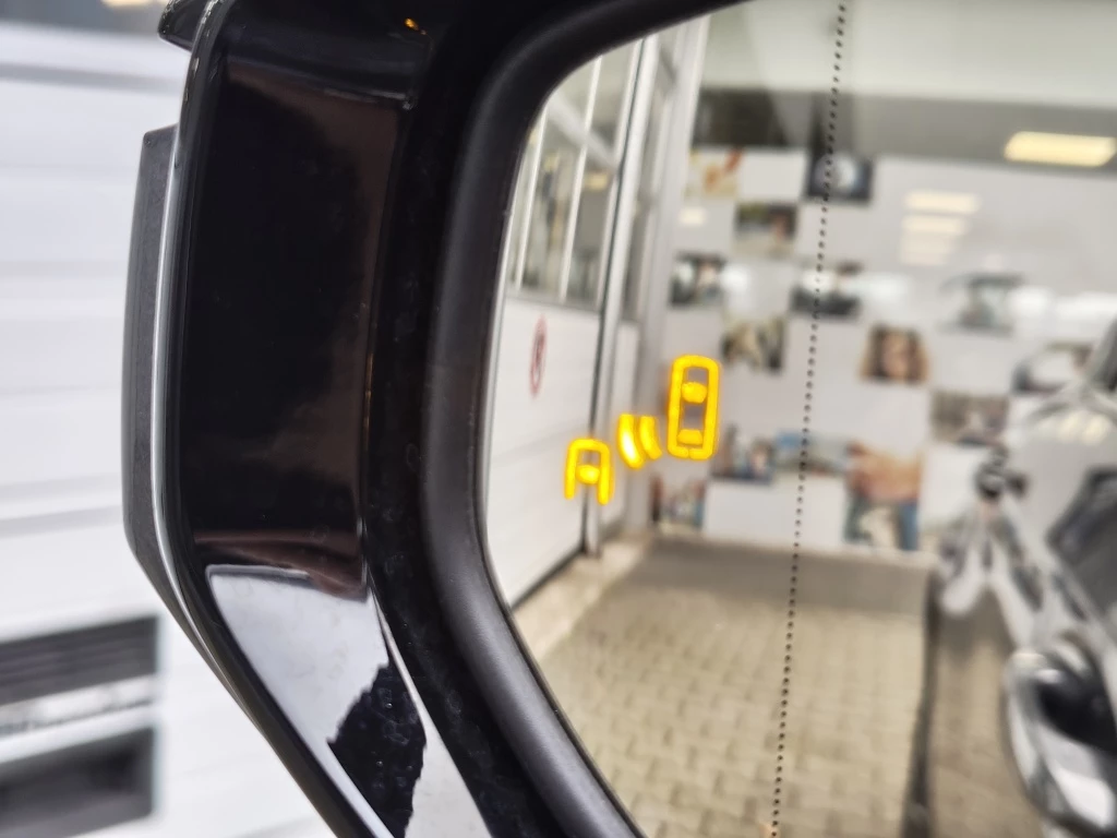 Hoofdafbeelding Lexus ES