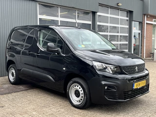 Peugeot Partner 1.5 BlueHDI BTW VRIJ!! Airco Cruise controle Parkeerhulp achter Schuifdeur Telefoonverbinding Multimedia Android Apple carplay 2-Persoons Euro 6 Marge