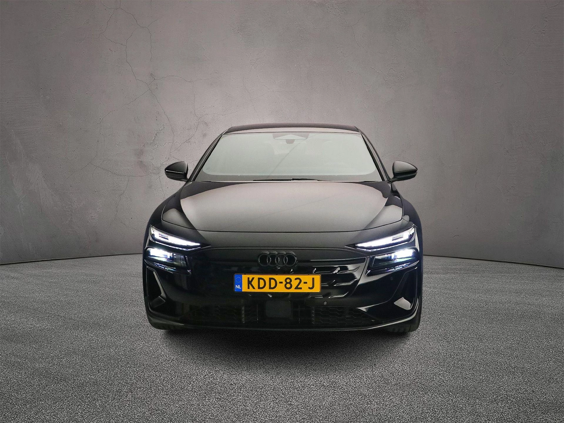 Hoofdafbeelding Audi A6 Avant e-tron